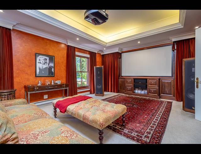 4 BEDROOM HOUSE FOR SALE IN DAINFERN GOLF ESTATE